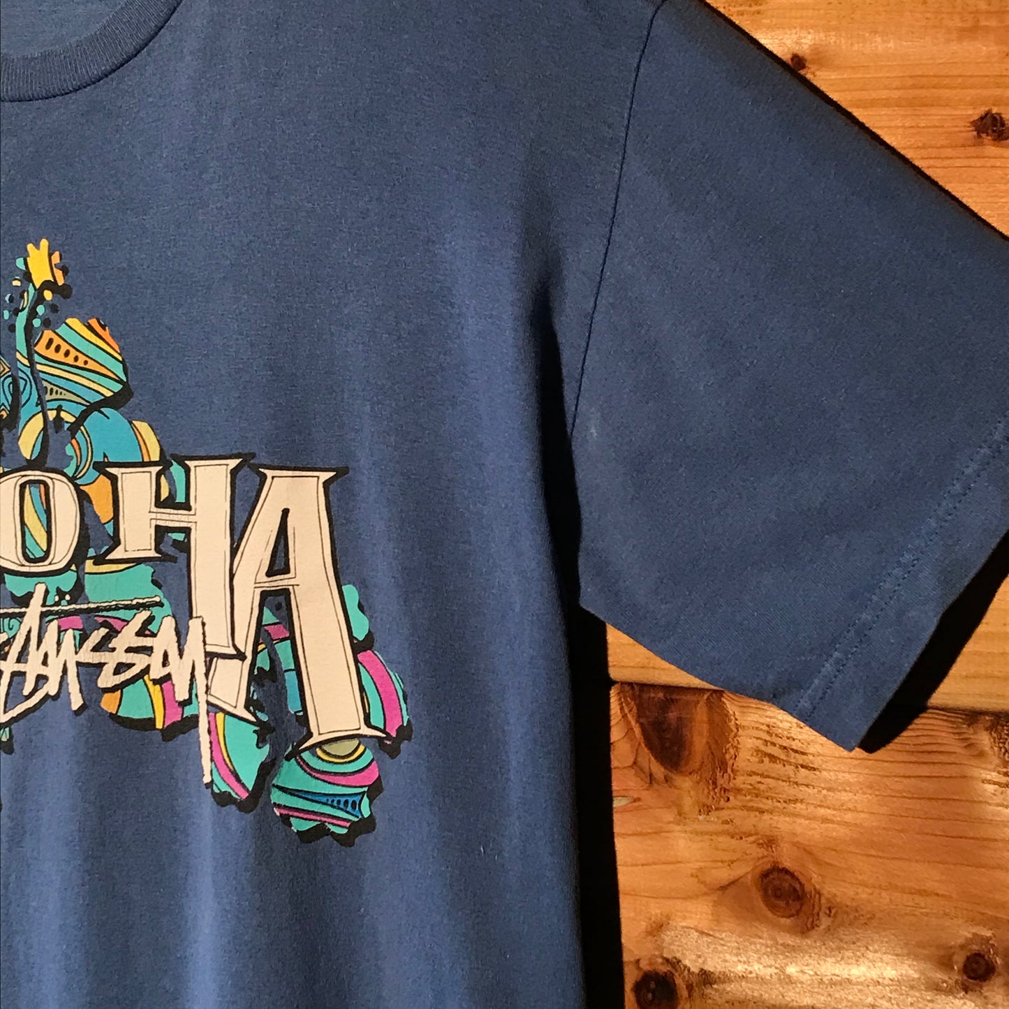 Stüssy Aloha Floral Script Spellout t shirt