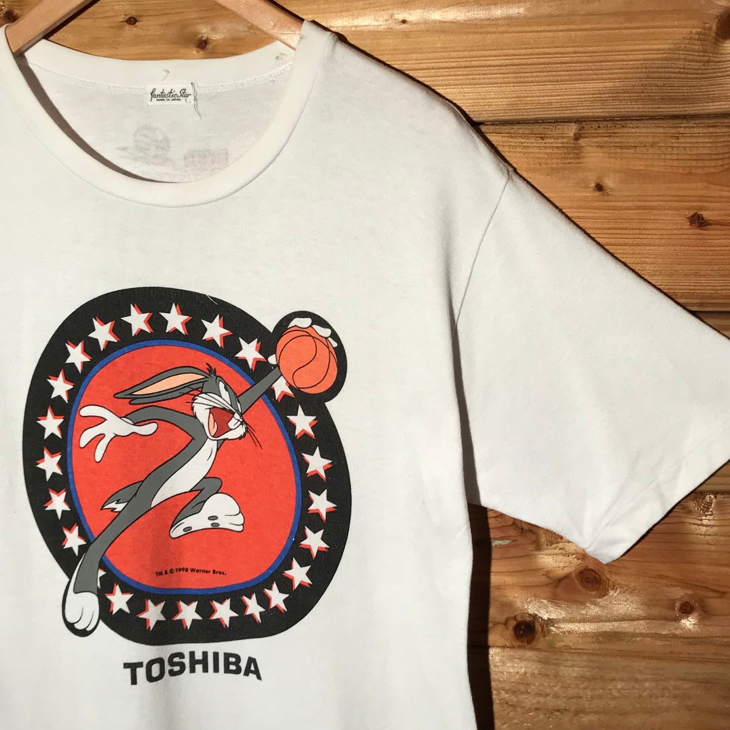 1998 Toshiba Red Thunders Bugs Bunny t shirt