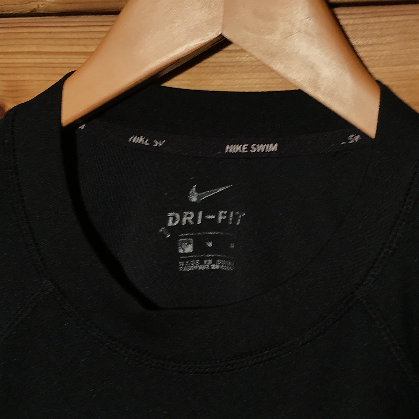 Nike Split Spellup t shirt