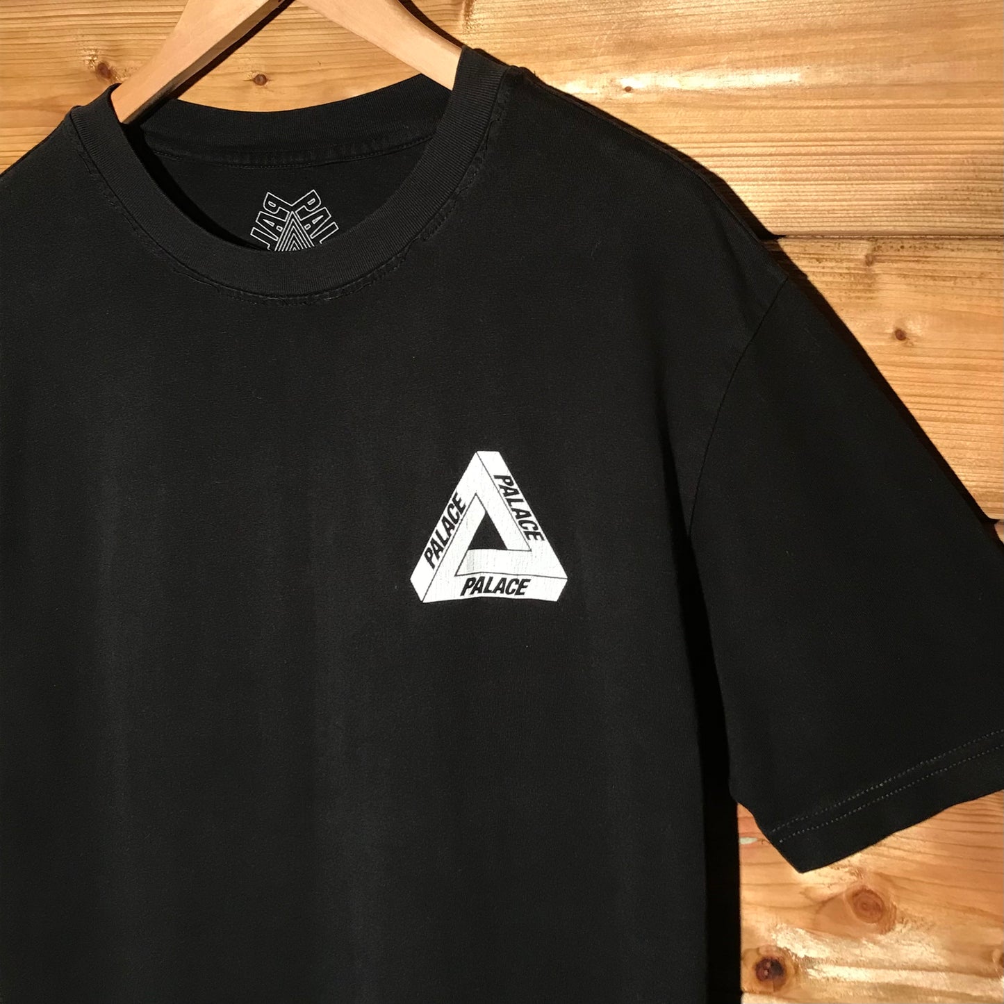 Palace Tri-Line Triferg t shirt