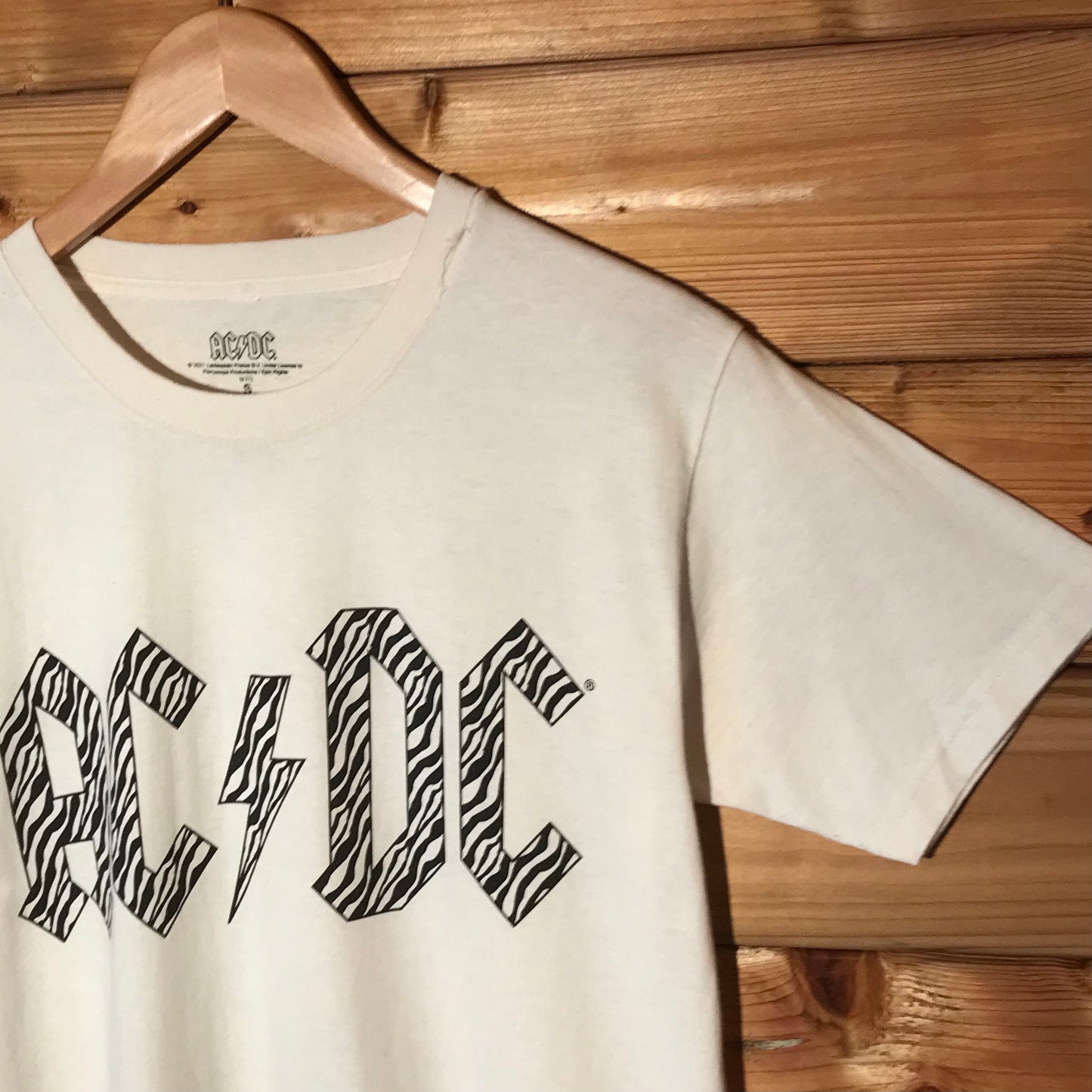 2021 AC/DC Zebra Print Spellout t shirt