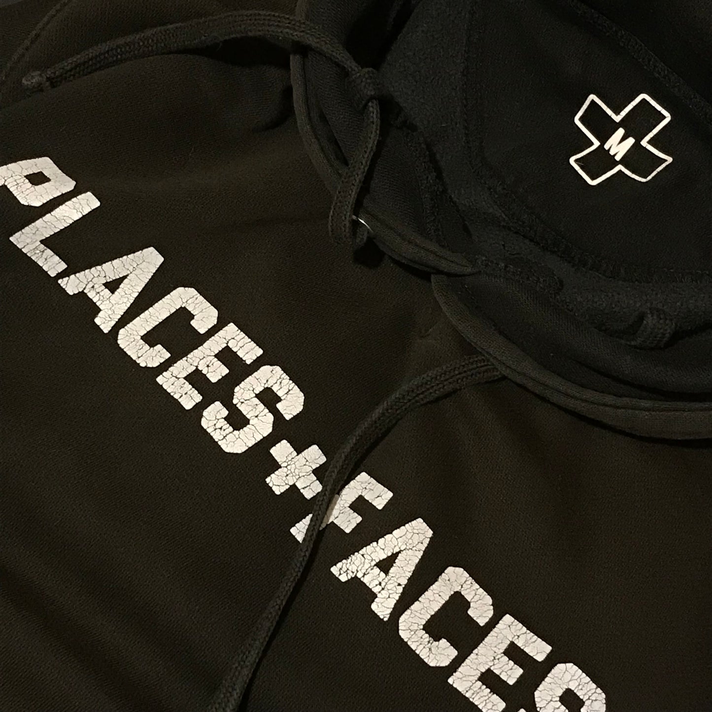 Places + Faces Centre Spellout hoodie