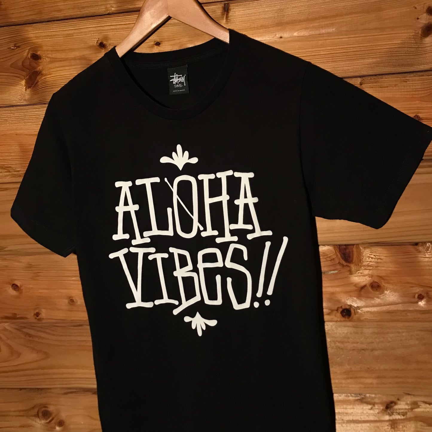 2014 Stüssy x Kicks/Hi Aloha Vibes Script Spellout t shirt