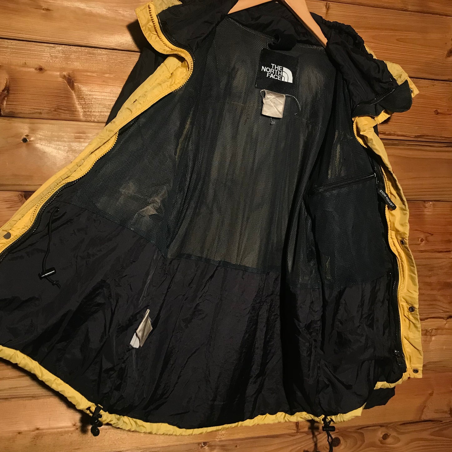 90s The North Face Goretex Mountain Light jacket