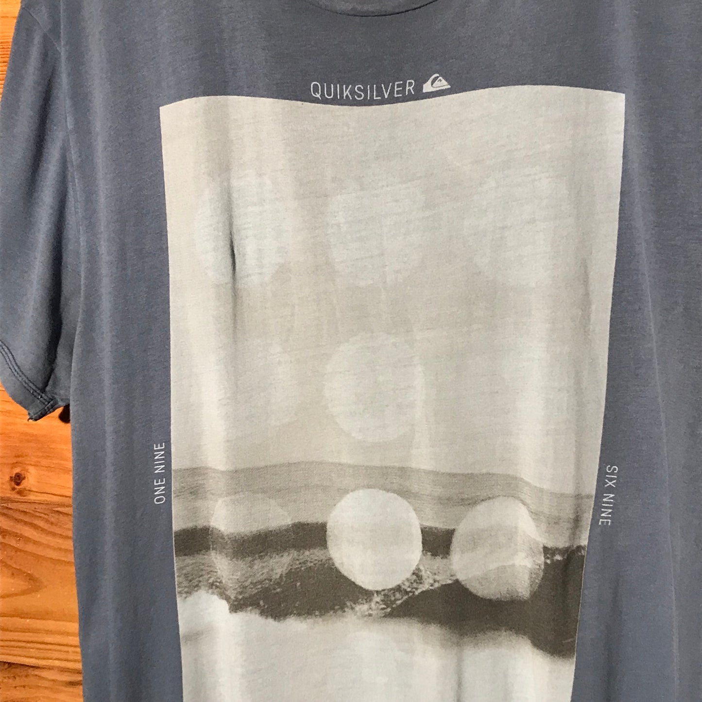 Quiksilver Dotted Wave Photo t shirt