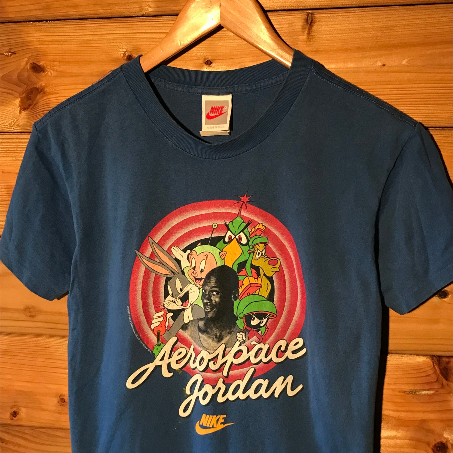 1993 Nike Aerospace Jordan Looney Tunes t shirt