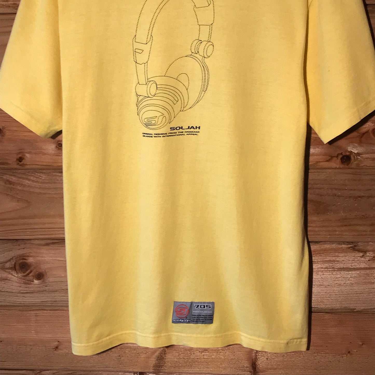 90s Soljah Worldwide Headphones Outline t shirt