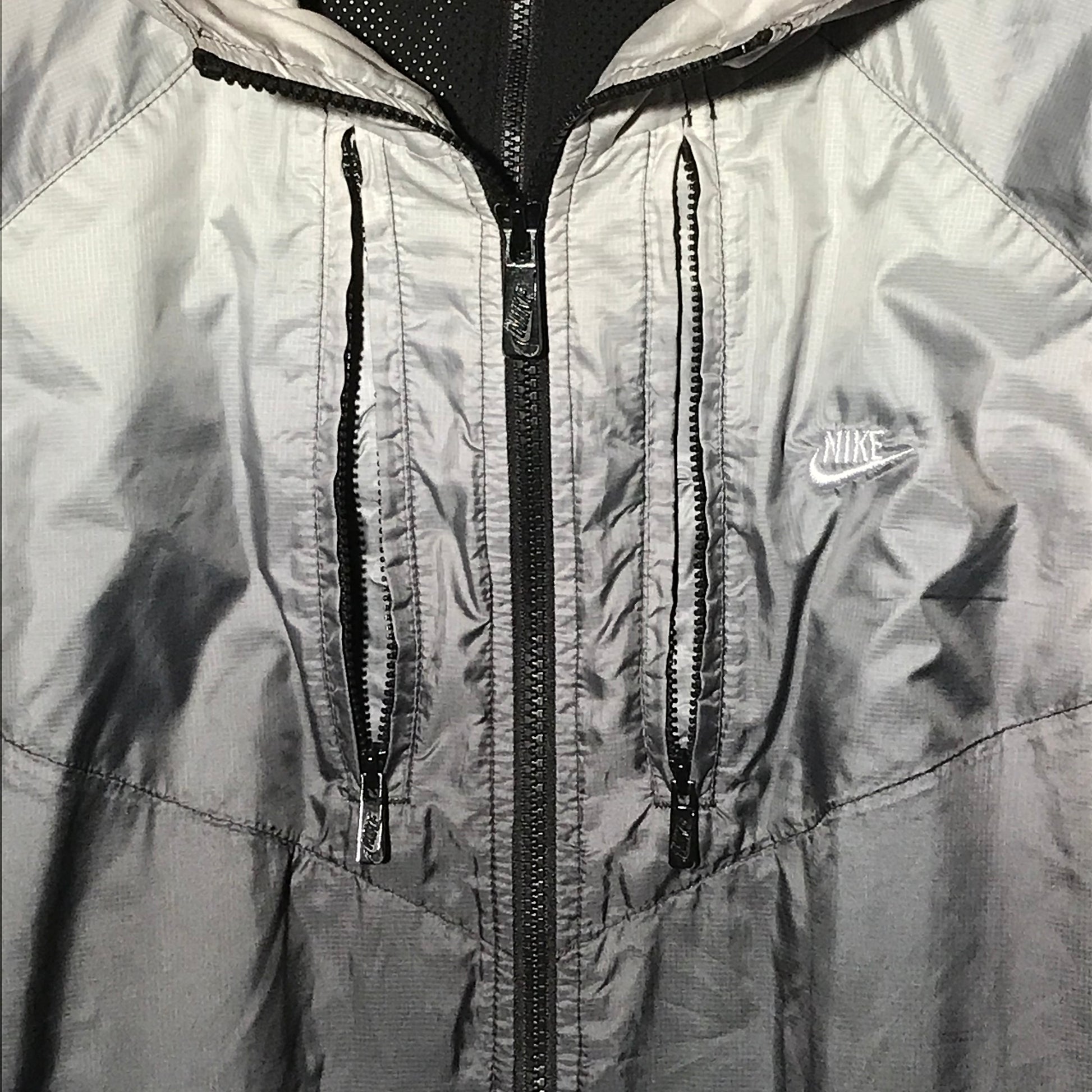 2008 Nike Gradient full zip through windbreaker jacket HeresWear