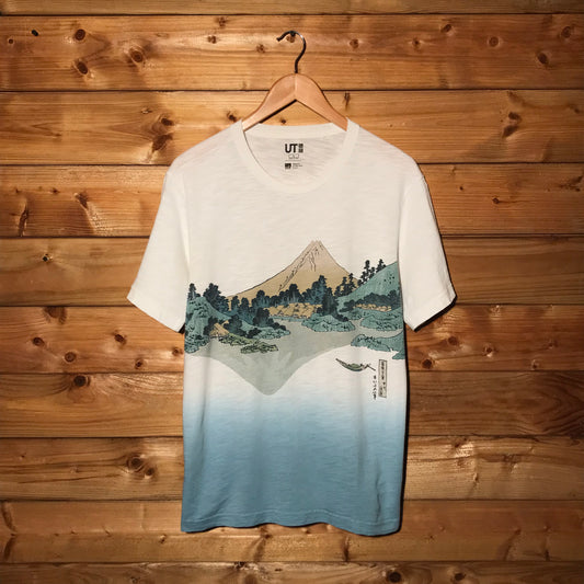 Uniqlo x Museum Of Fine Arts Boston Mount Fuji t shirt