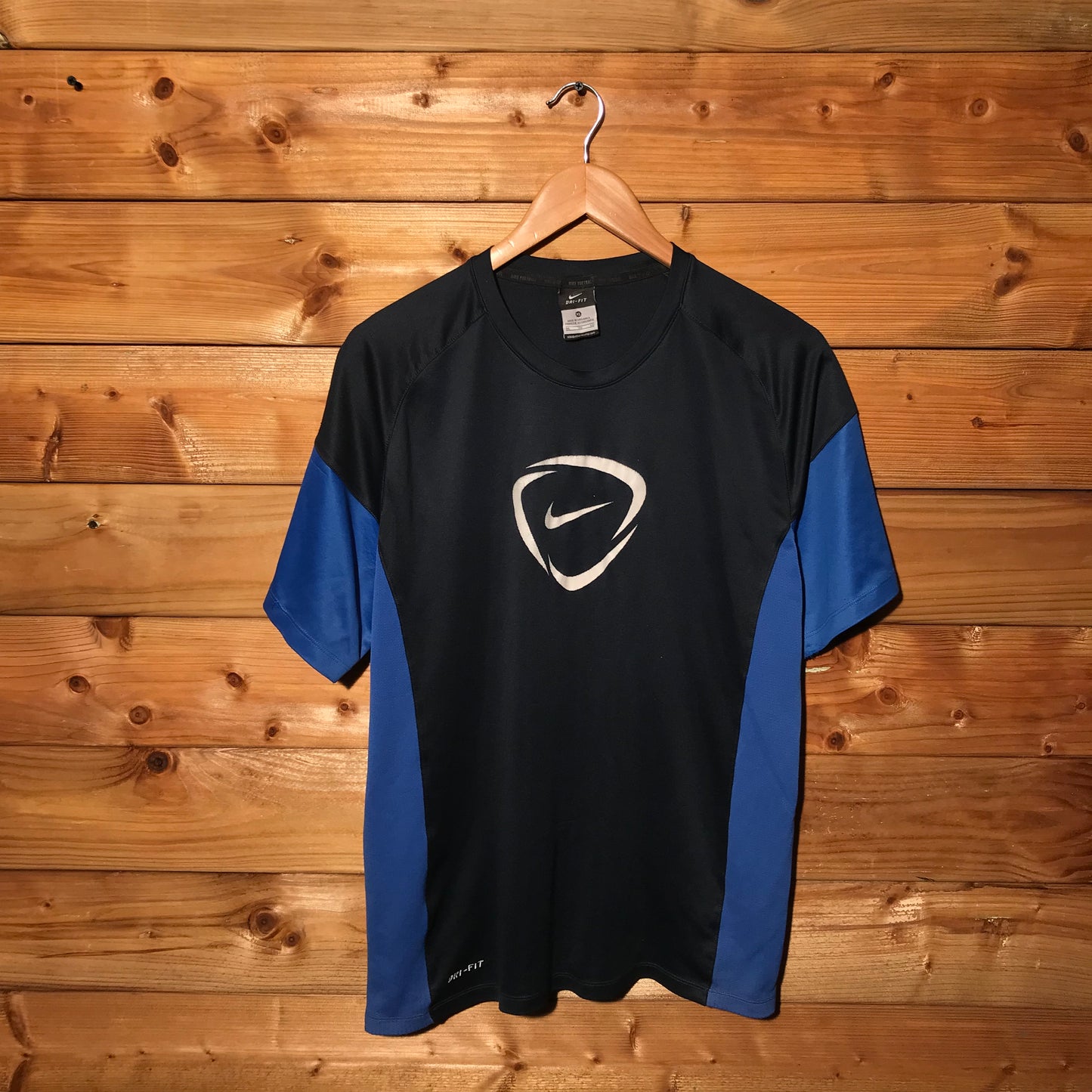 Nike Team Drifit t shirt