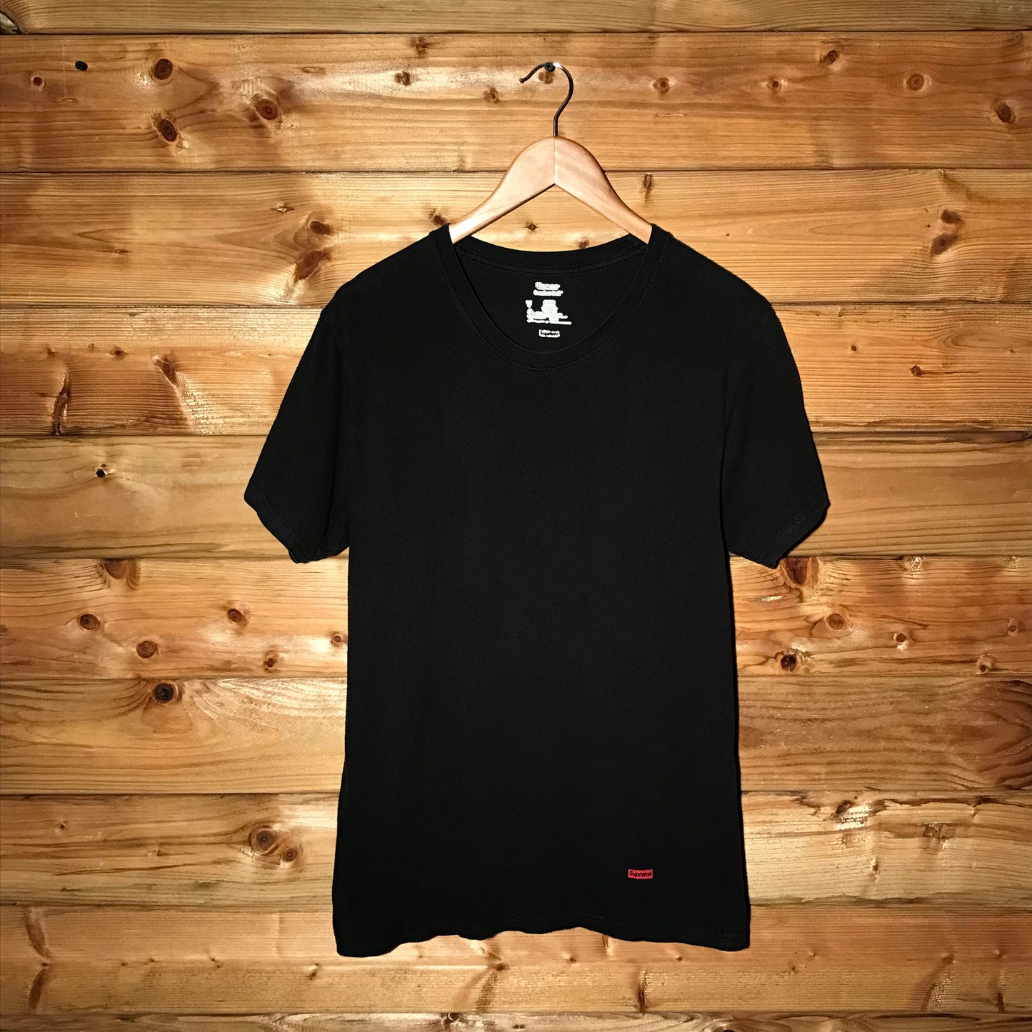 Supreme x Hanes Essentials Mini Box Logo t shirt