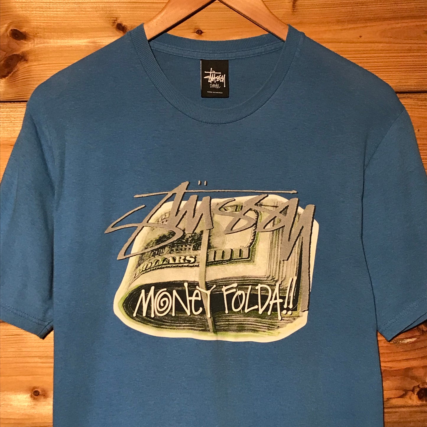 Stüssy Money Folda Centre Spellout t shirt