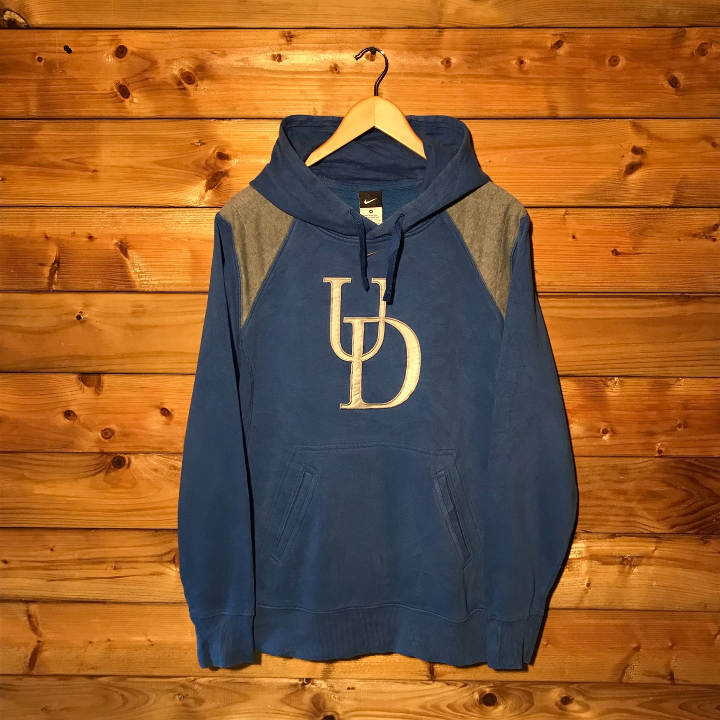 Nike Delaware Blue Hens Team hoodie