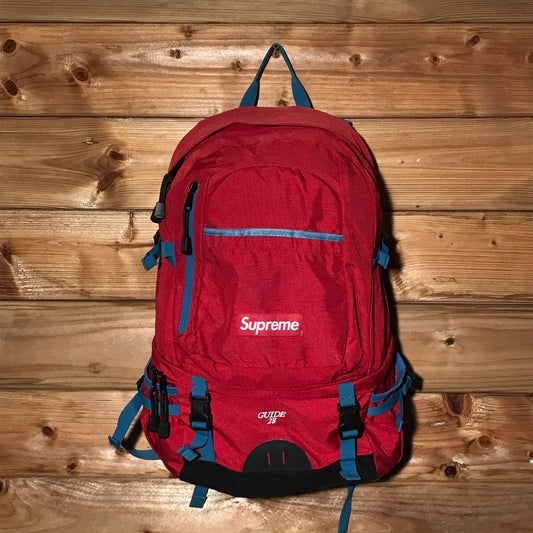 2010 Supreme Guide 28 backpack bag