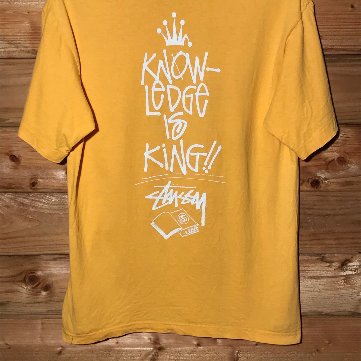 Stüssy Knowledge Is King Book Pile Script Spellout t shirt