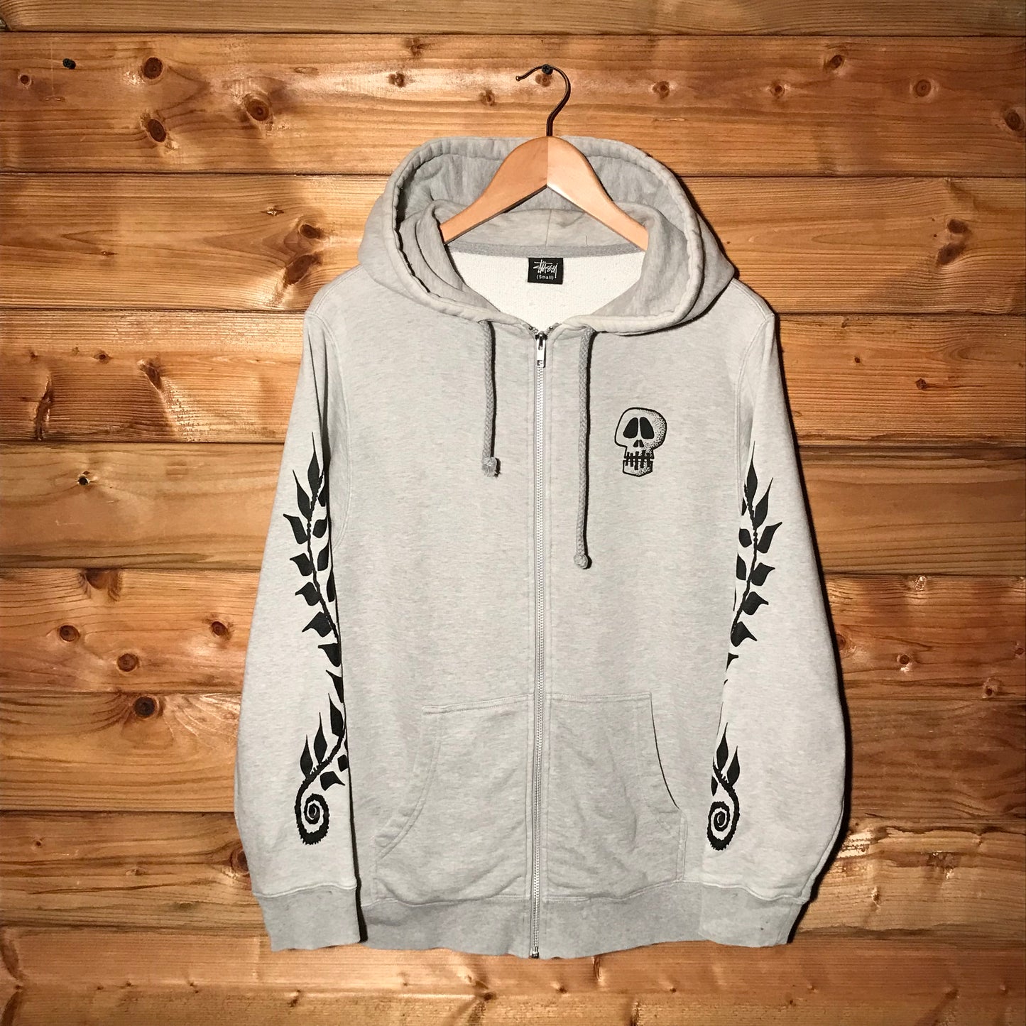 Stüssy Worldwide Spellout Floral Skull zip up hoodie