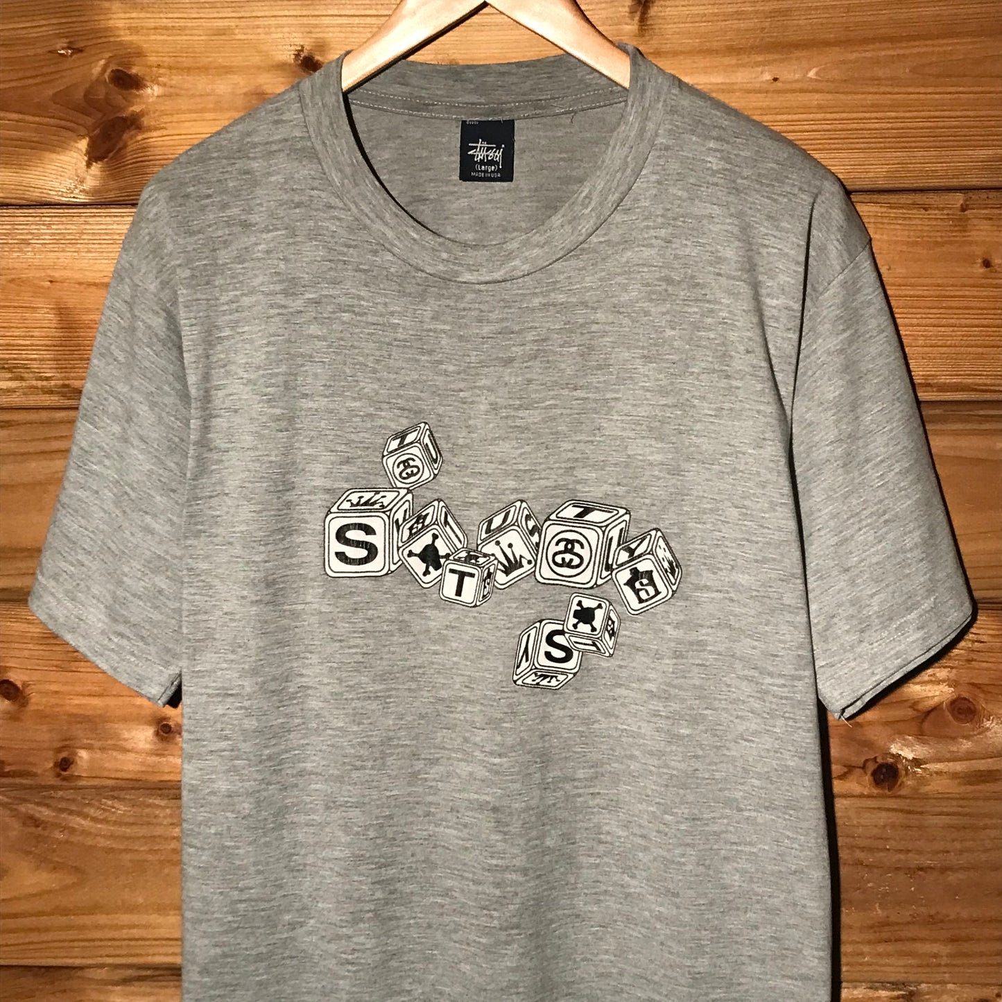 Stüssy Scattered Dice Spellout t shirt