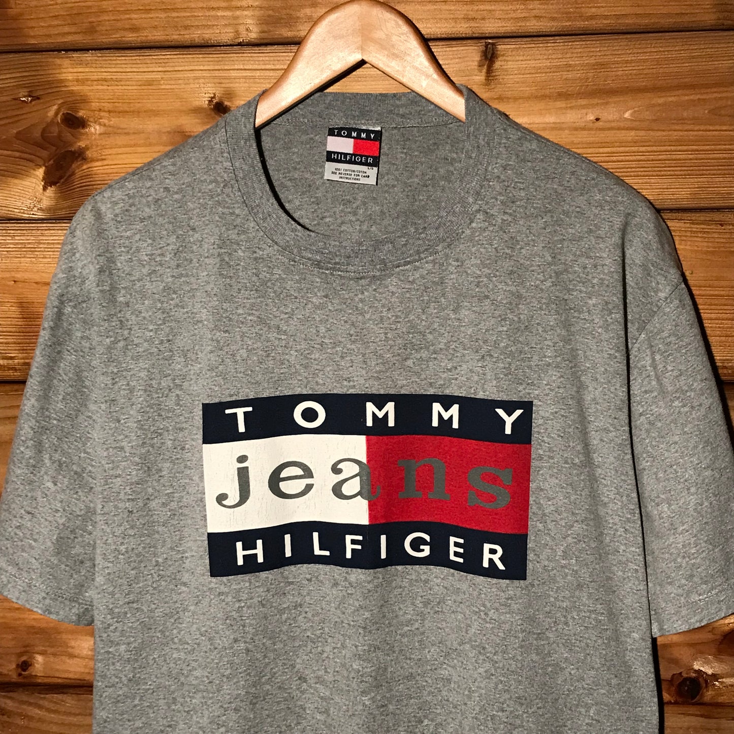 90s Tommy Hilfiger Jeans Flag Spellout t shirt