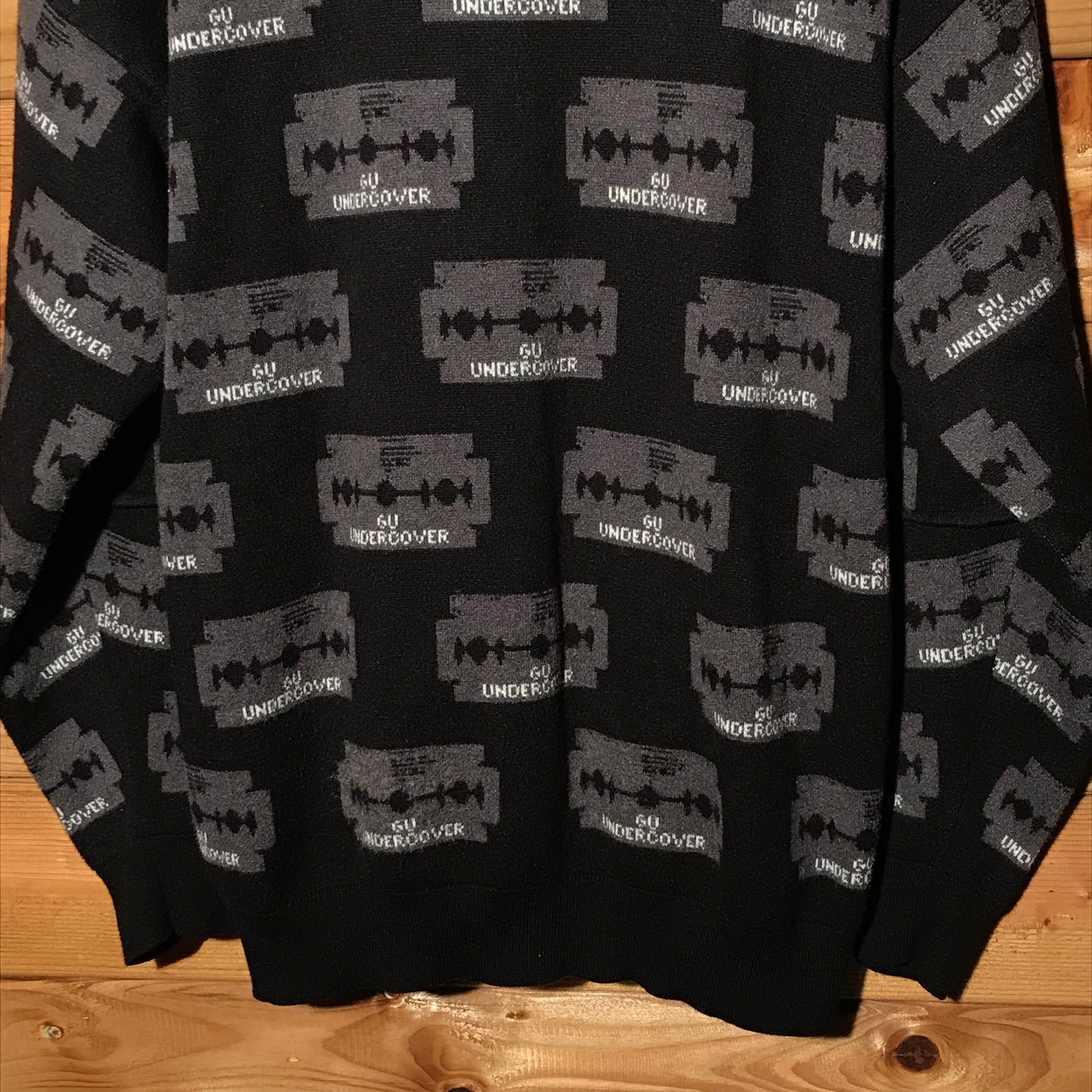 Undercover x GU Razor Blades Jacquard knit sweatshirt