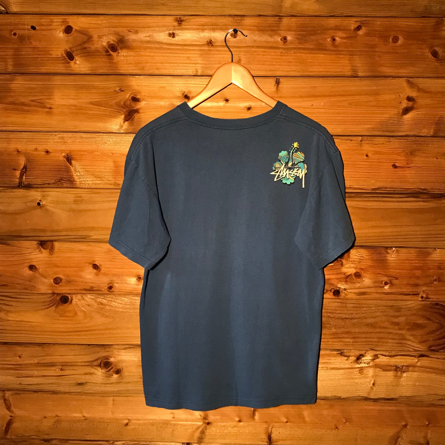 Stüssy Aloha Floral Script Spellout t shirt