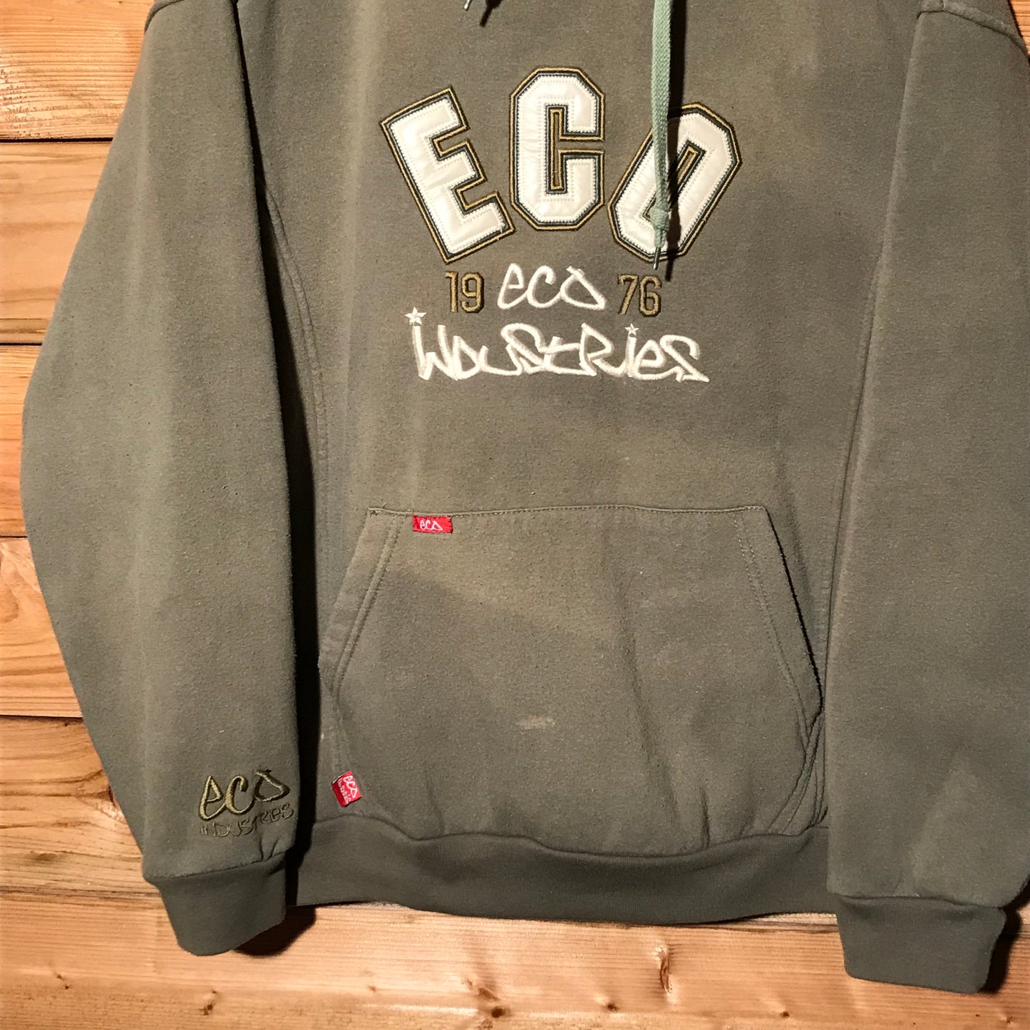 Eco Industries Skatewear Arc Spellout hoodie