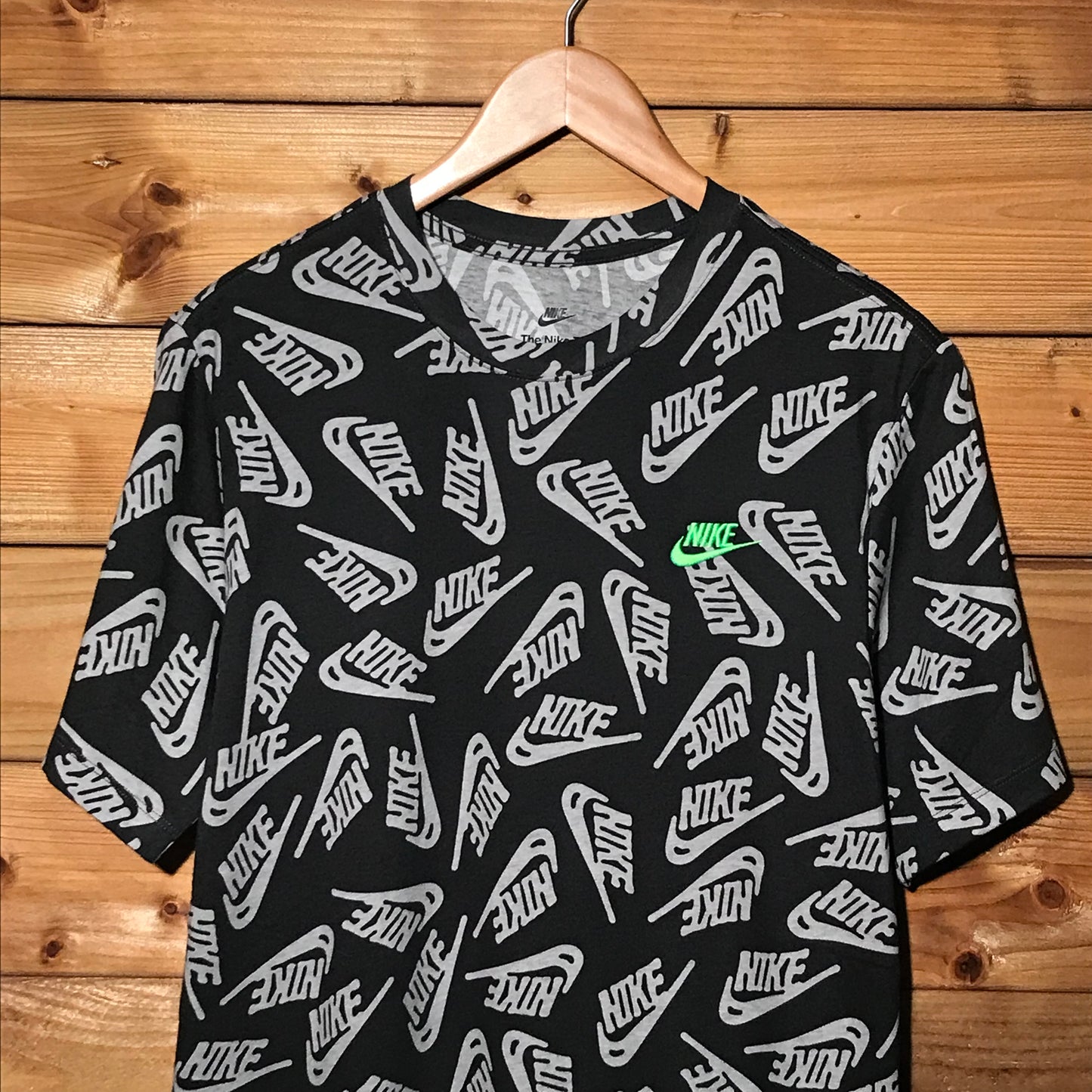 Nike Futura Repeat Swoosh t shirt