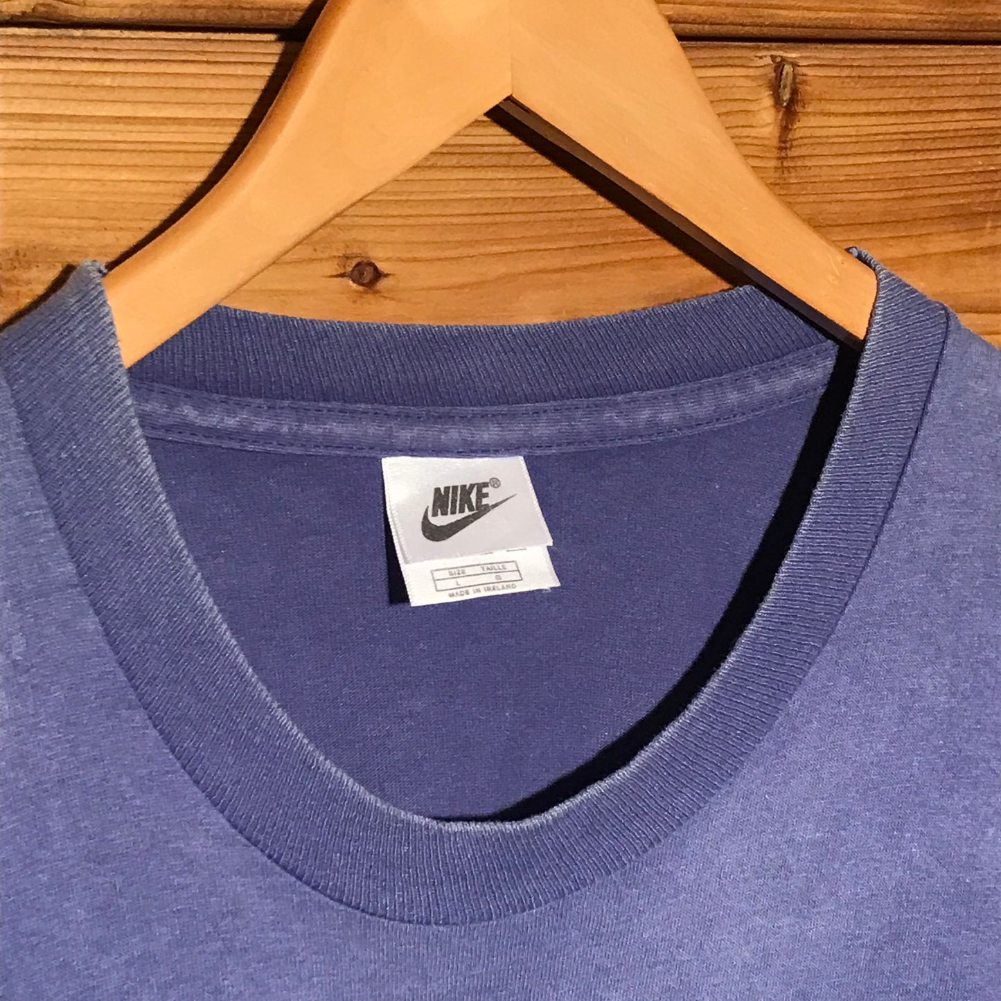 90s Nike Air Swoosh and Spellout t shirt