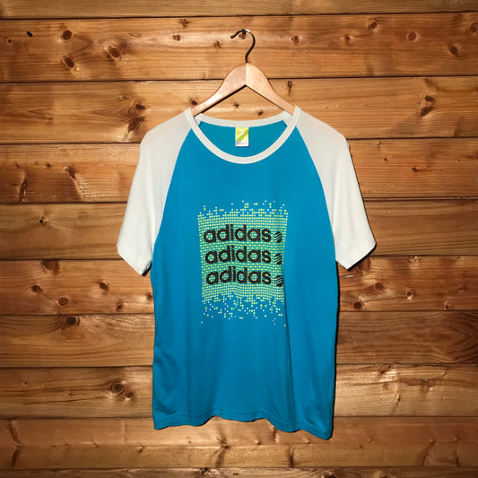 Adidas Neo Label Triple Spellout t shirt