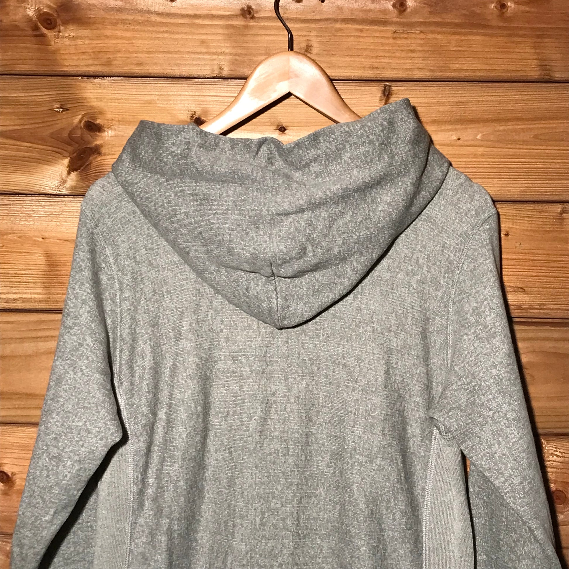 Undefeated x champion hot sale hoodie