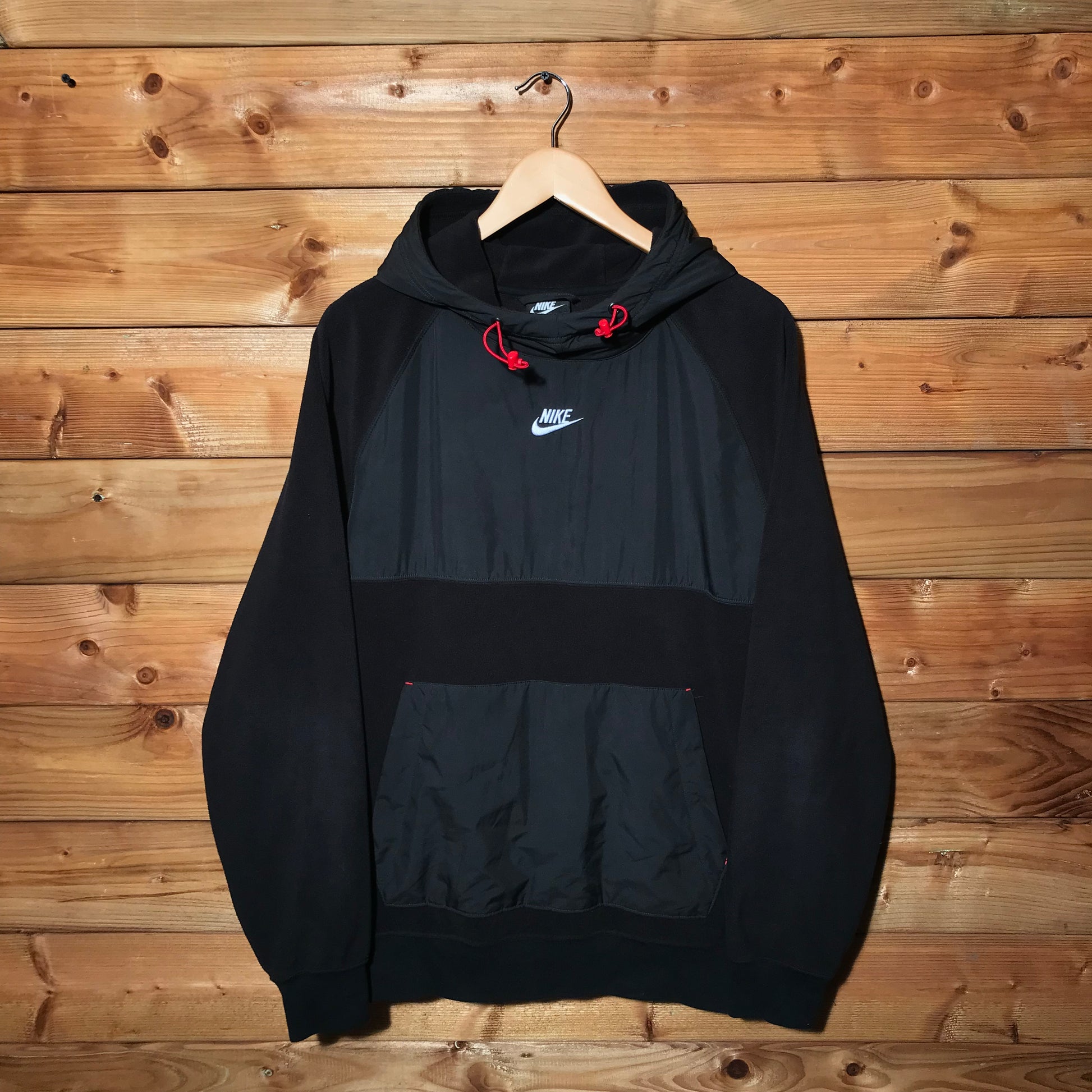 Nike Centre Swoosh Tech Fleece hoodie – HeresWear