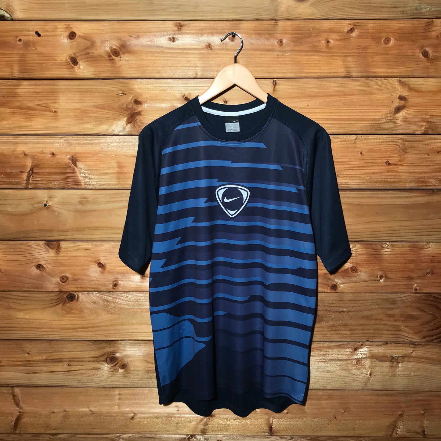 Nike Team Striped t shirt