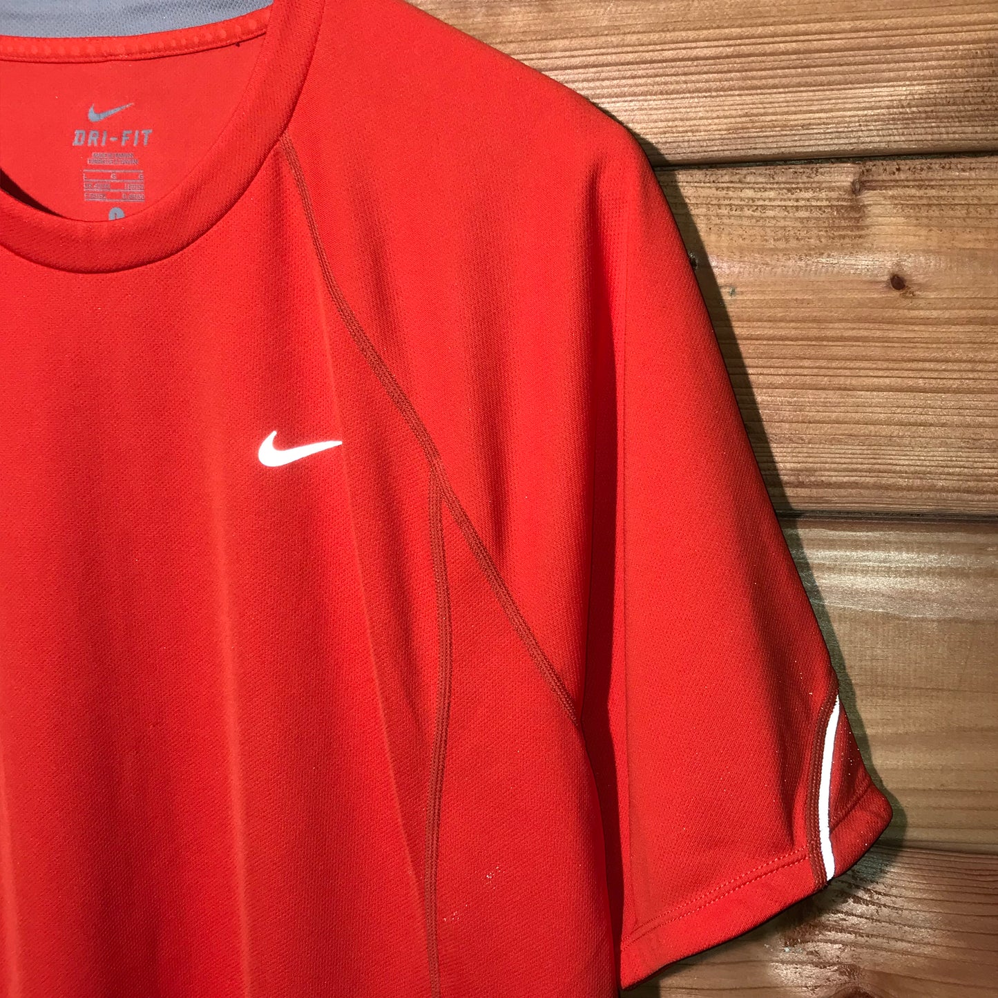 Nike Piping Neon t shirt