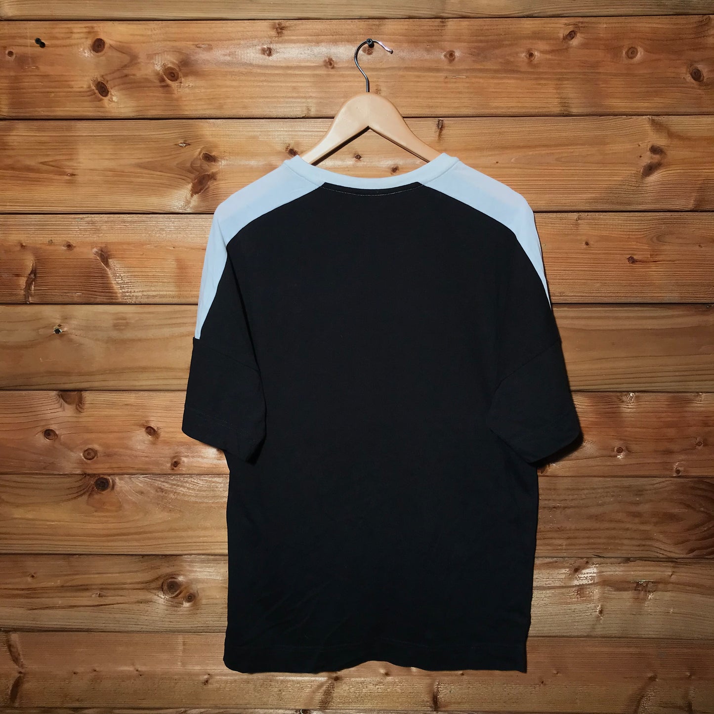 Nike Split essentials t shirt