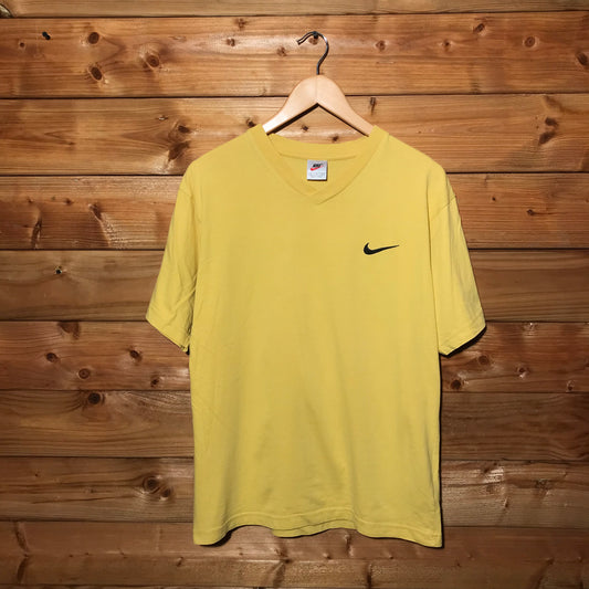 90s Nike Swoosh Essentails t shirt