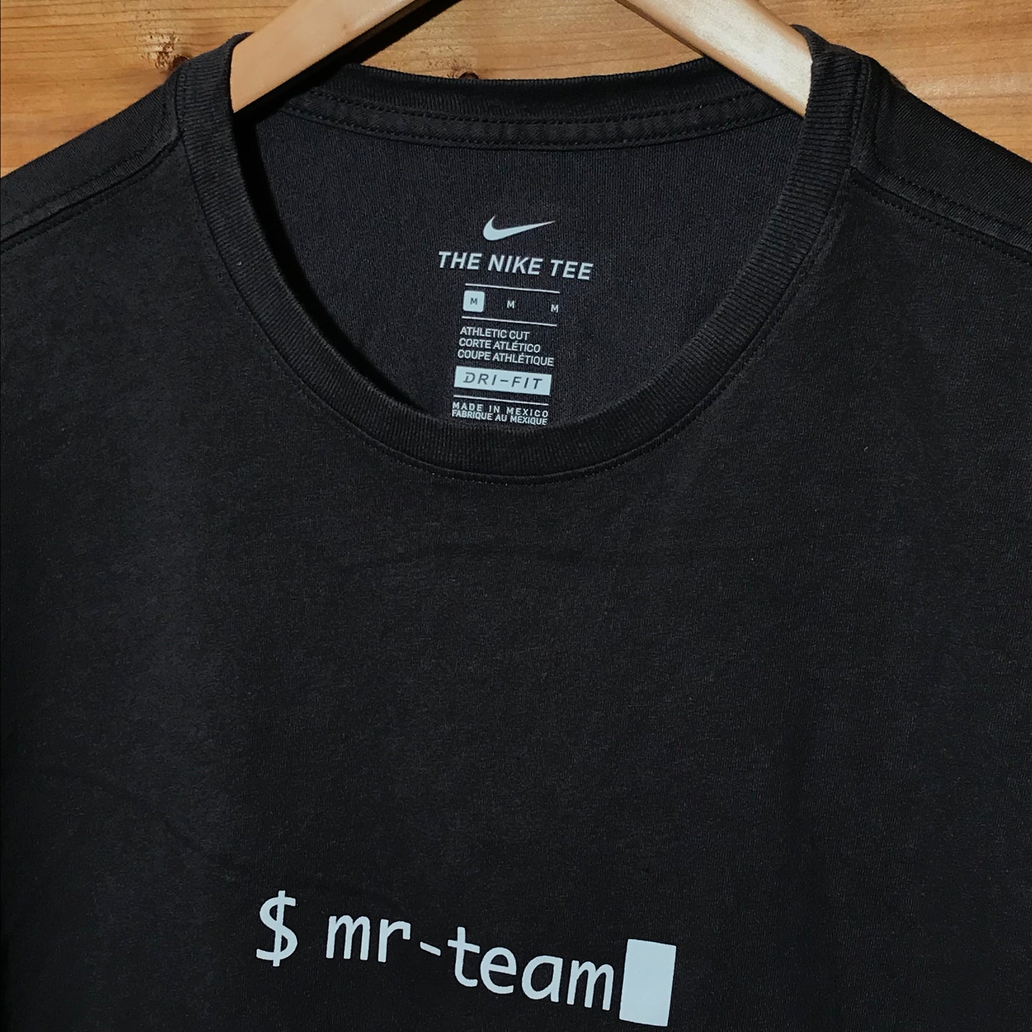 Nike Mr Team t shirt