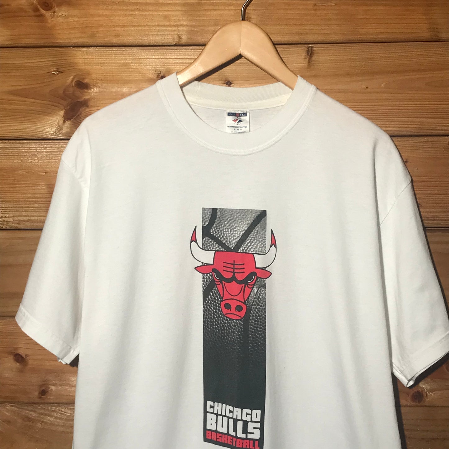 Chicago Bulls United Airlines t shirt