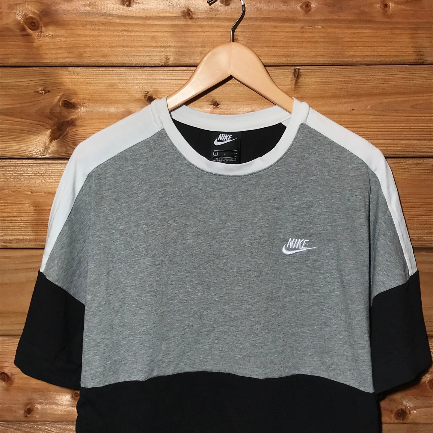 Nike Split essentials t shirt