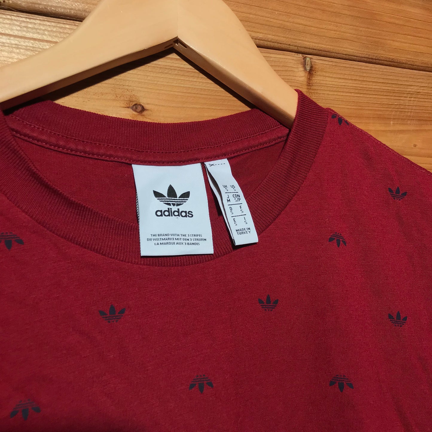 Adidas Trefoil Repeat t shirt