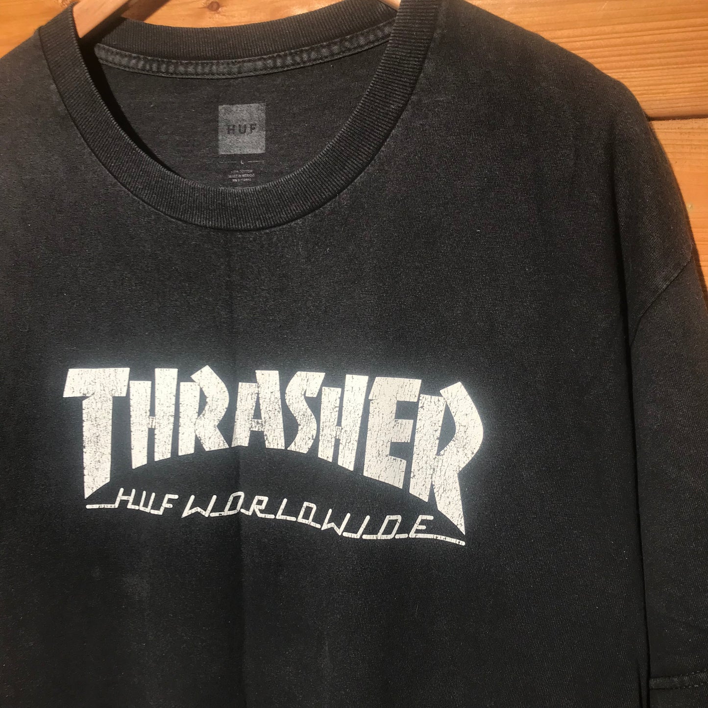 Thrasher Skate Magazine x HUF Worldwide t shirt