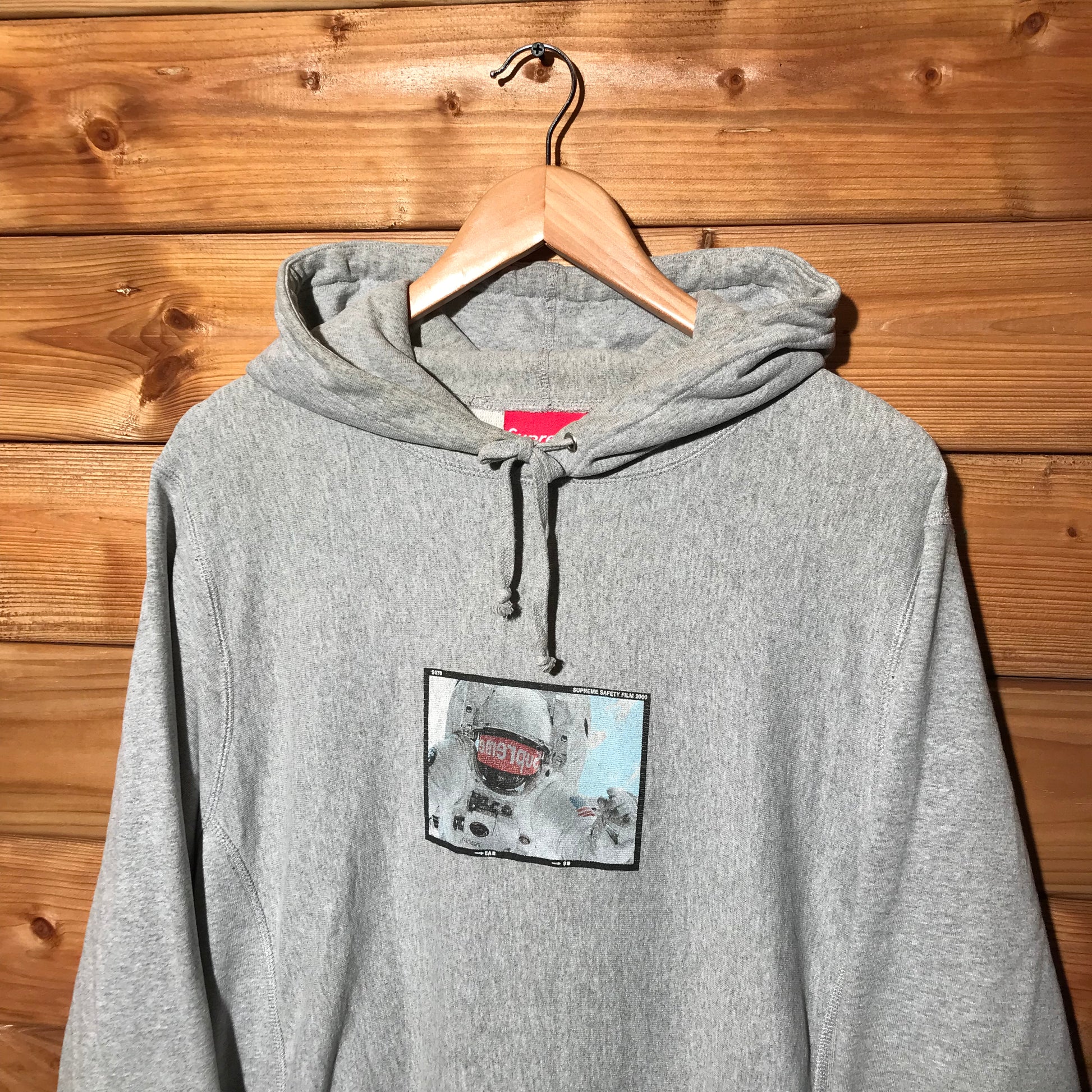 Supreme astronaut hoodie sales