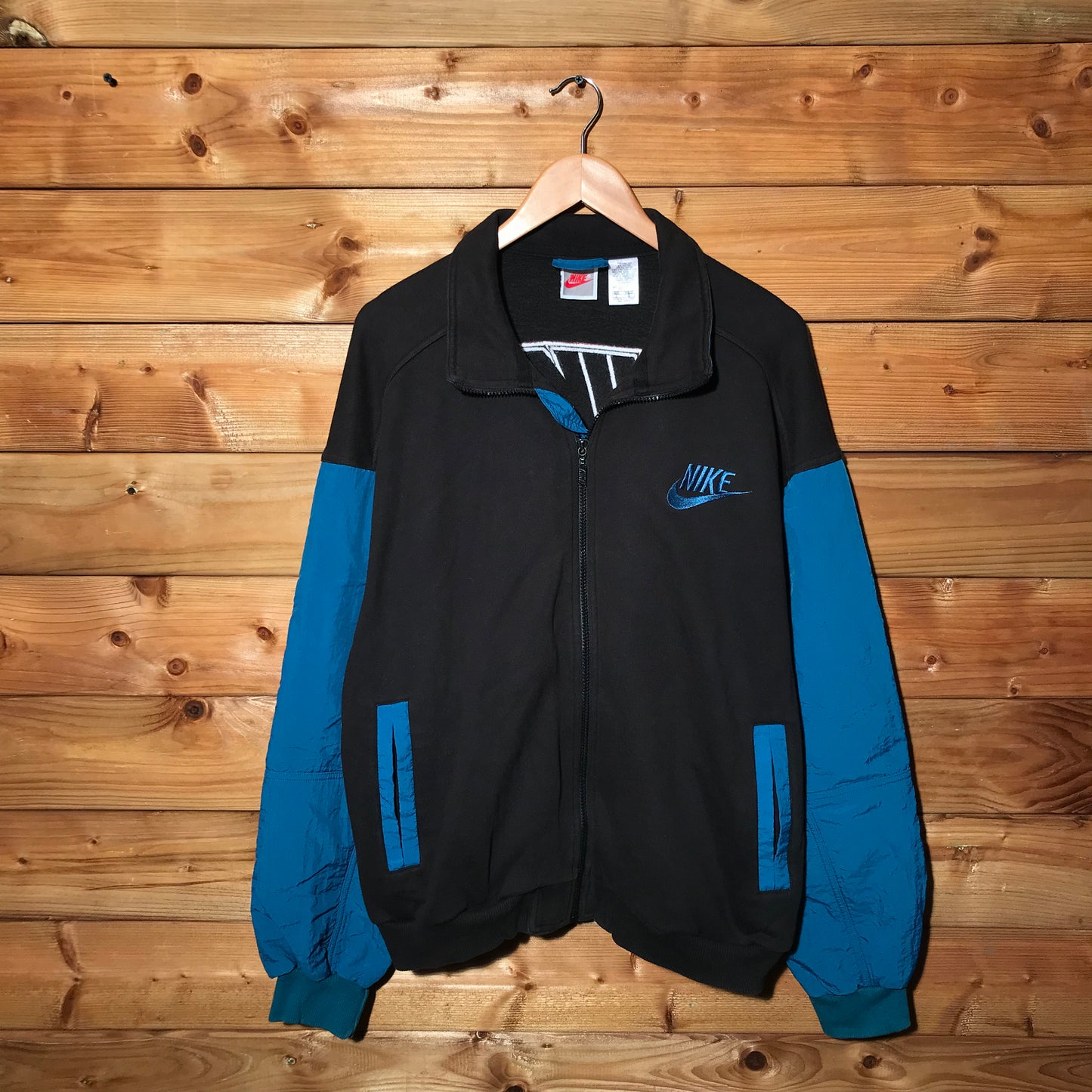 90s Nike Swoosh and Spellout bomber jacket