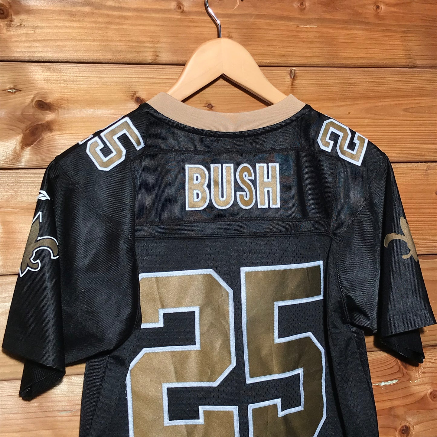 Reebok x NFL Saints Reggie Bush jersey t shirt