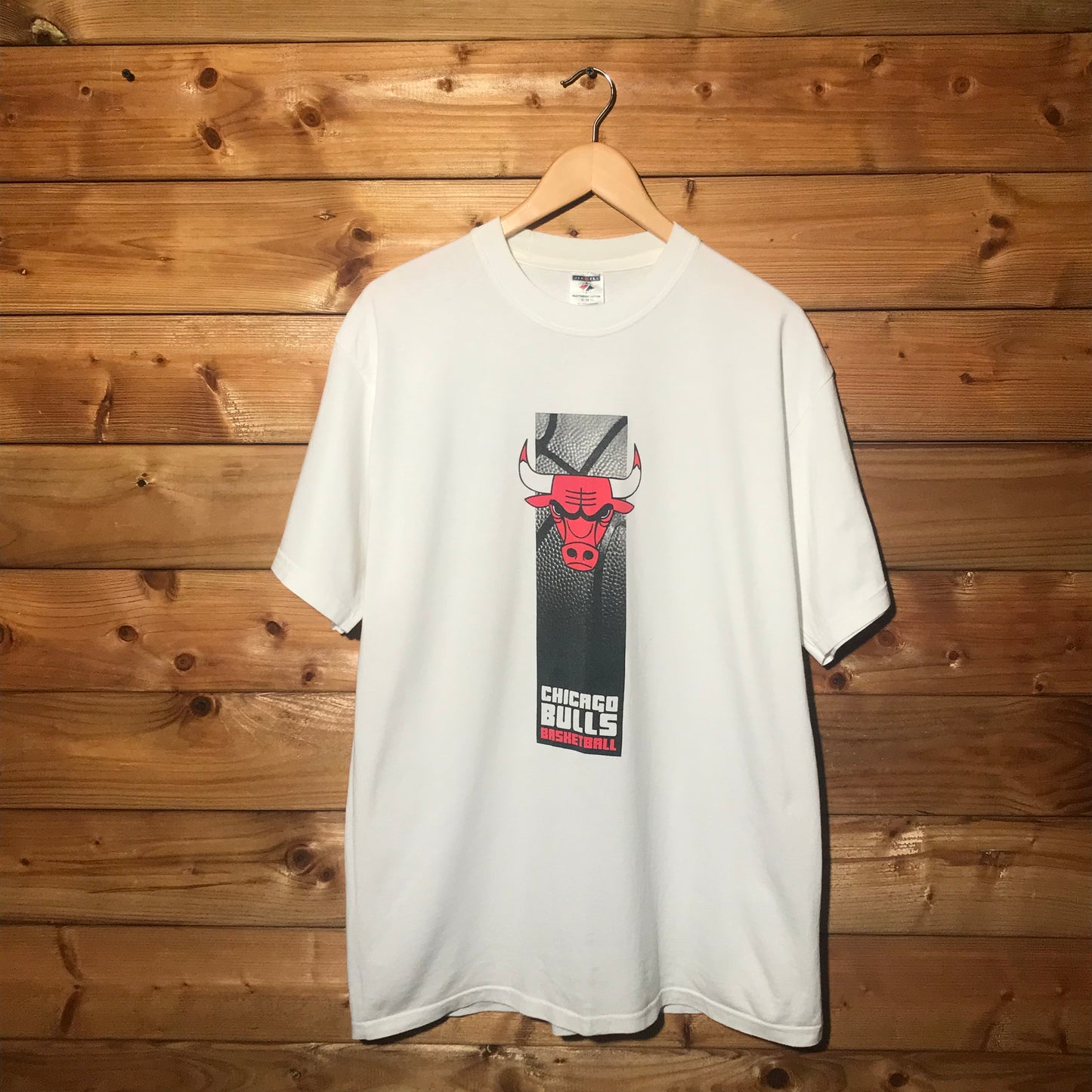 Chicago Bulls United Airlines t shirt