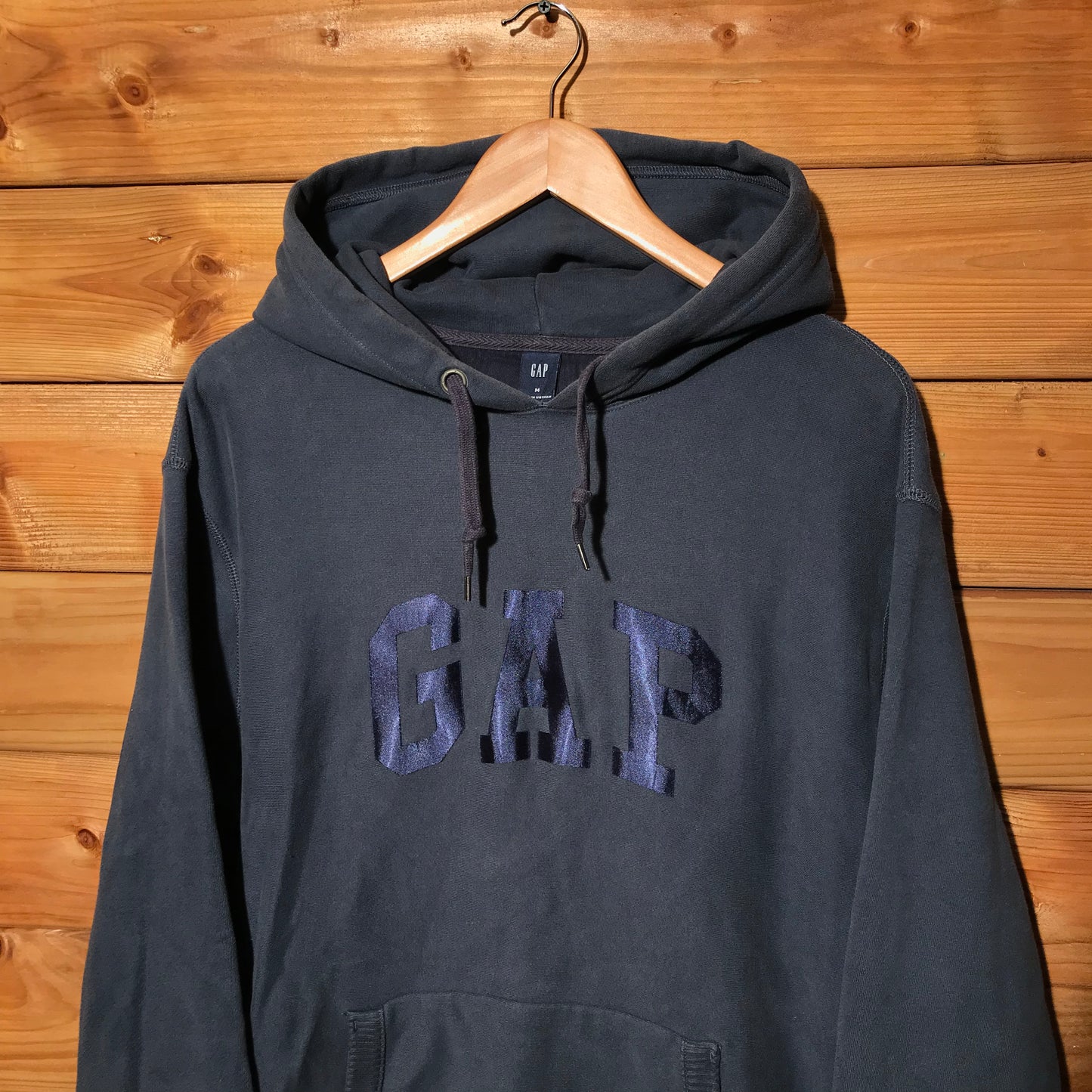 Gap Tonal Arc Spellout hoodie