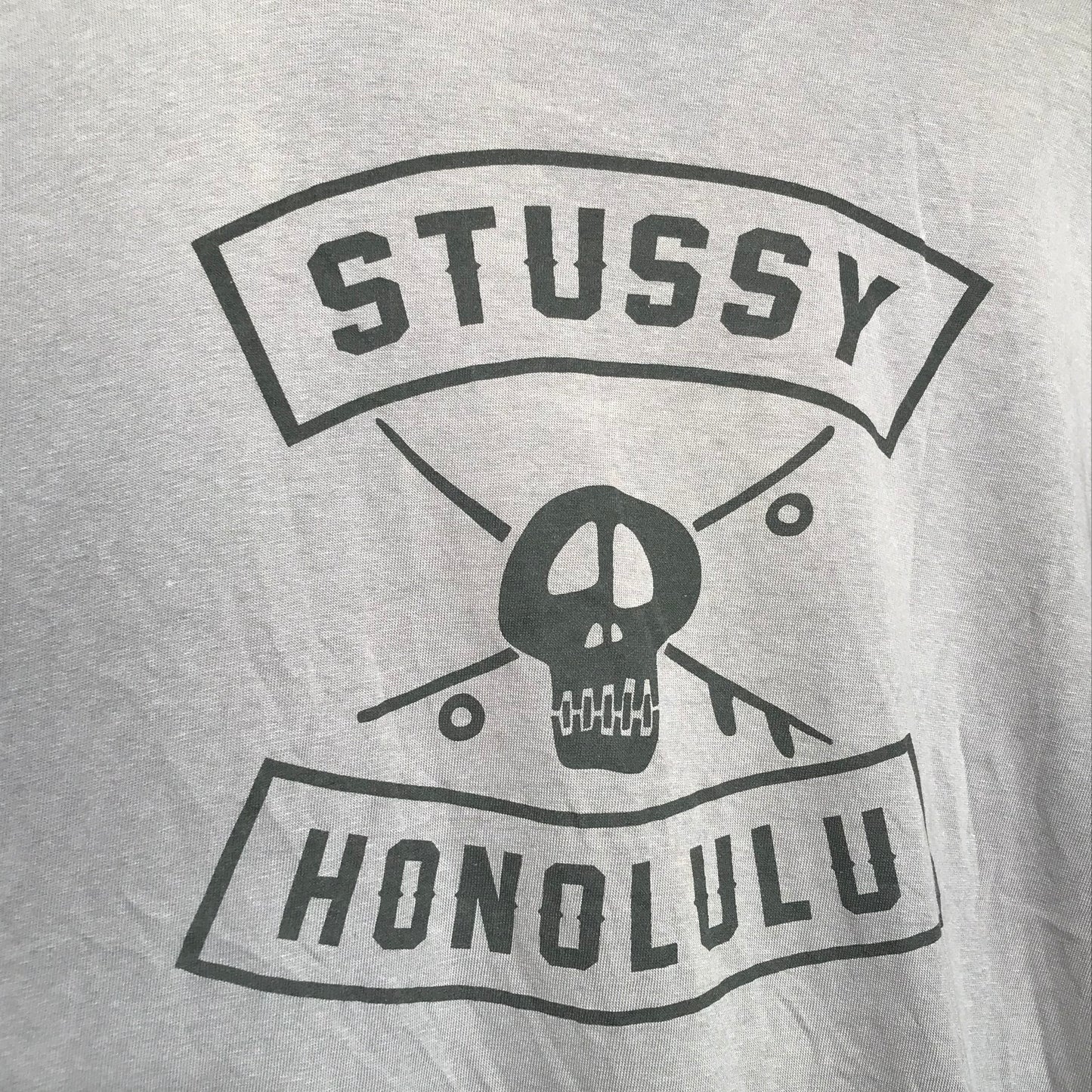 Stüssy Honolulu Crossbones t shirt