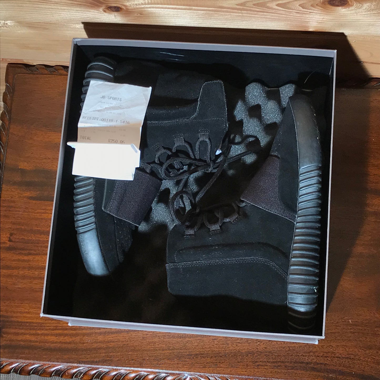 Adidas Yeezy Boost 750