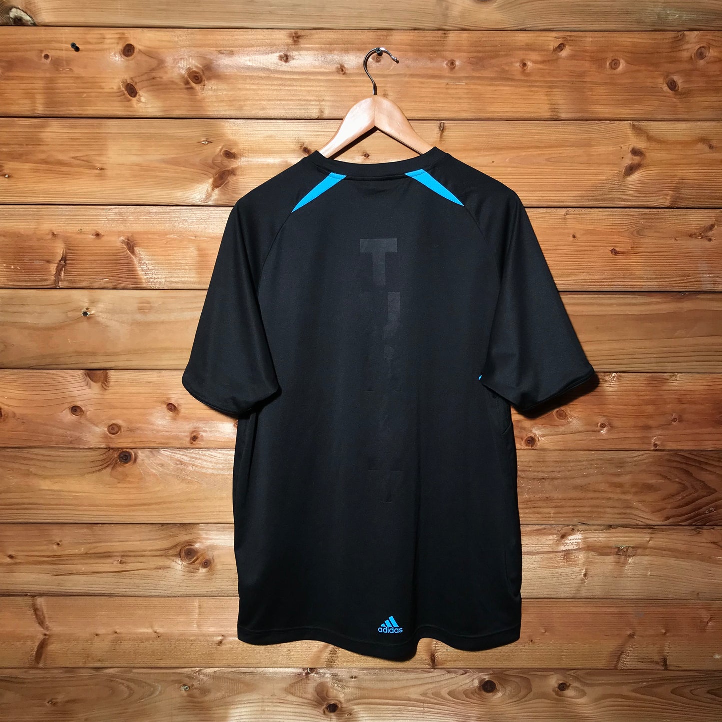 Adidas Tunit t shirt