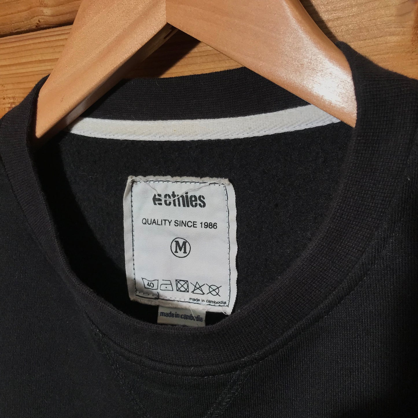 Etnies essentials sweatshirt